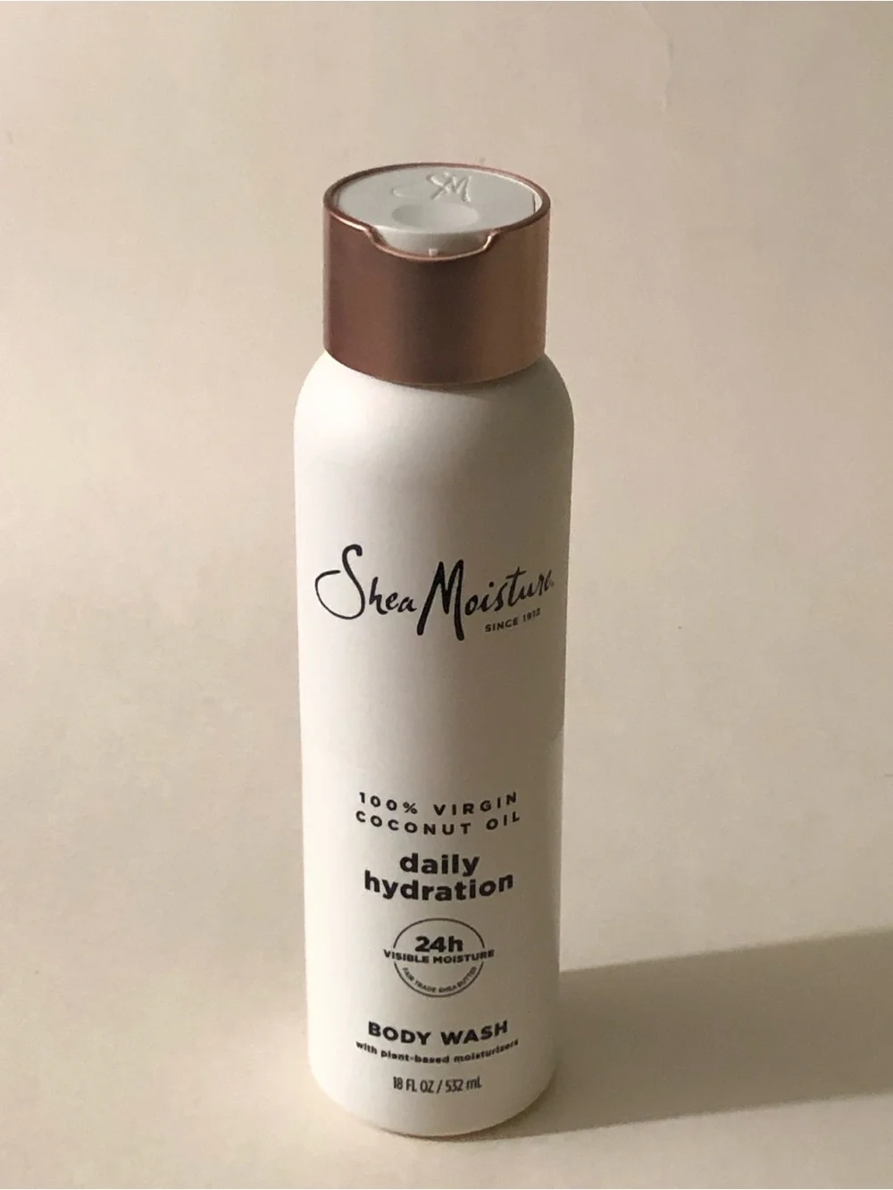 Shea Moisture Daily Hydration Body Wash - White with Rose Gold Cap